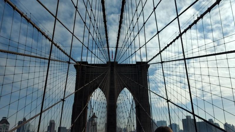 "Brooklyn Bridge" (New York, USA)