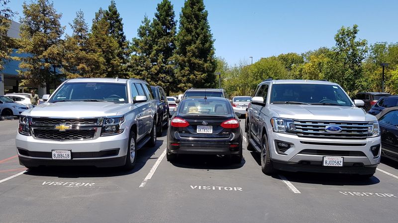 "US -Cars" (Silicon Valley, USA)
