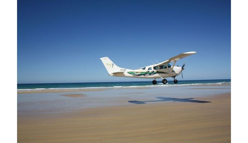 2019: "Taking off for an adventure" (Fraser Island, Australien), 2nd prize category "City, country, river"
