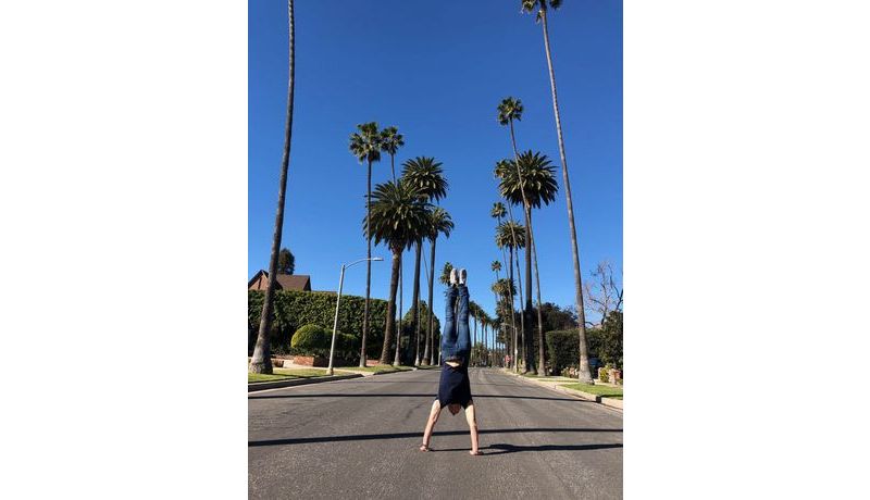 "Handstand in Beverly Hills" (Los Angeles, USA)