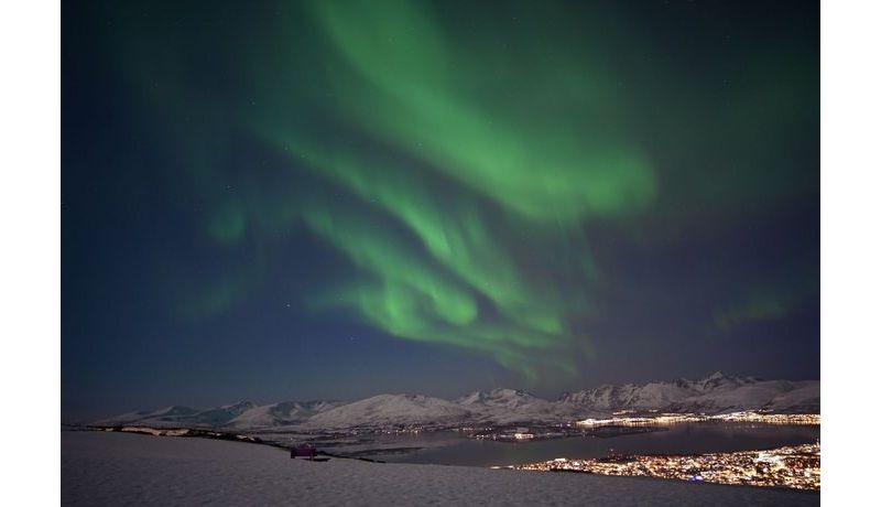 2022: "Northern Lights" (Tromsø, Norwegen), 1. Preis Kategorie "Stadt, Land, Fluss"