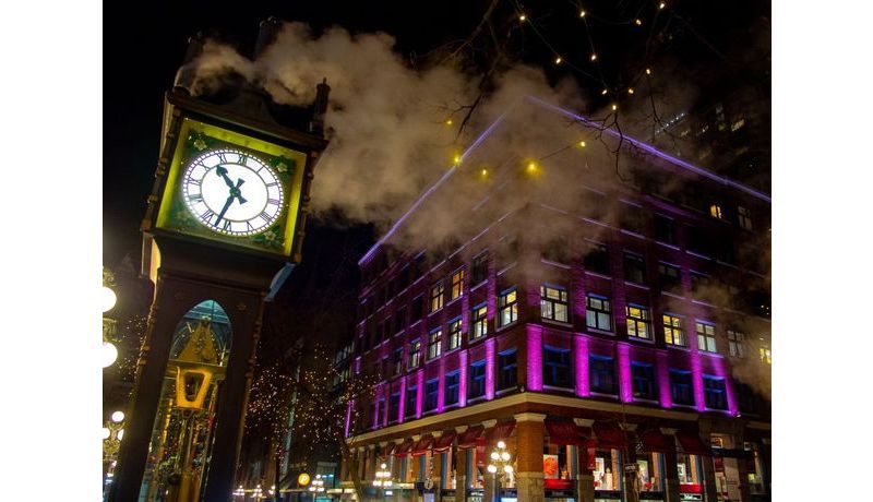 2019: "The Steam Clock" ("Gas Town", Vancouver, Canada), 2nd prize category "Student life, human interest, oddities"